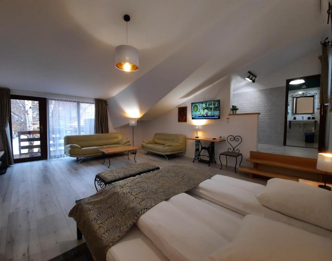 Bed and Breakfast Korona Panzio Одорхею-Секуєск Екстер'єр фото
