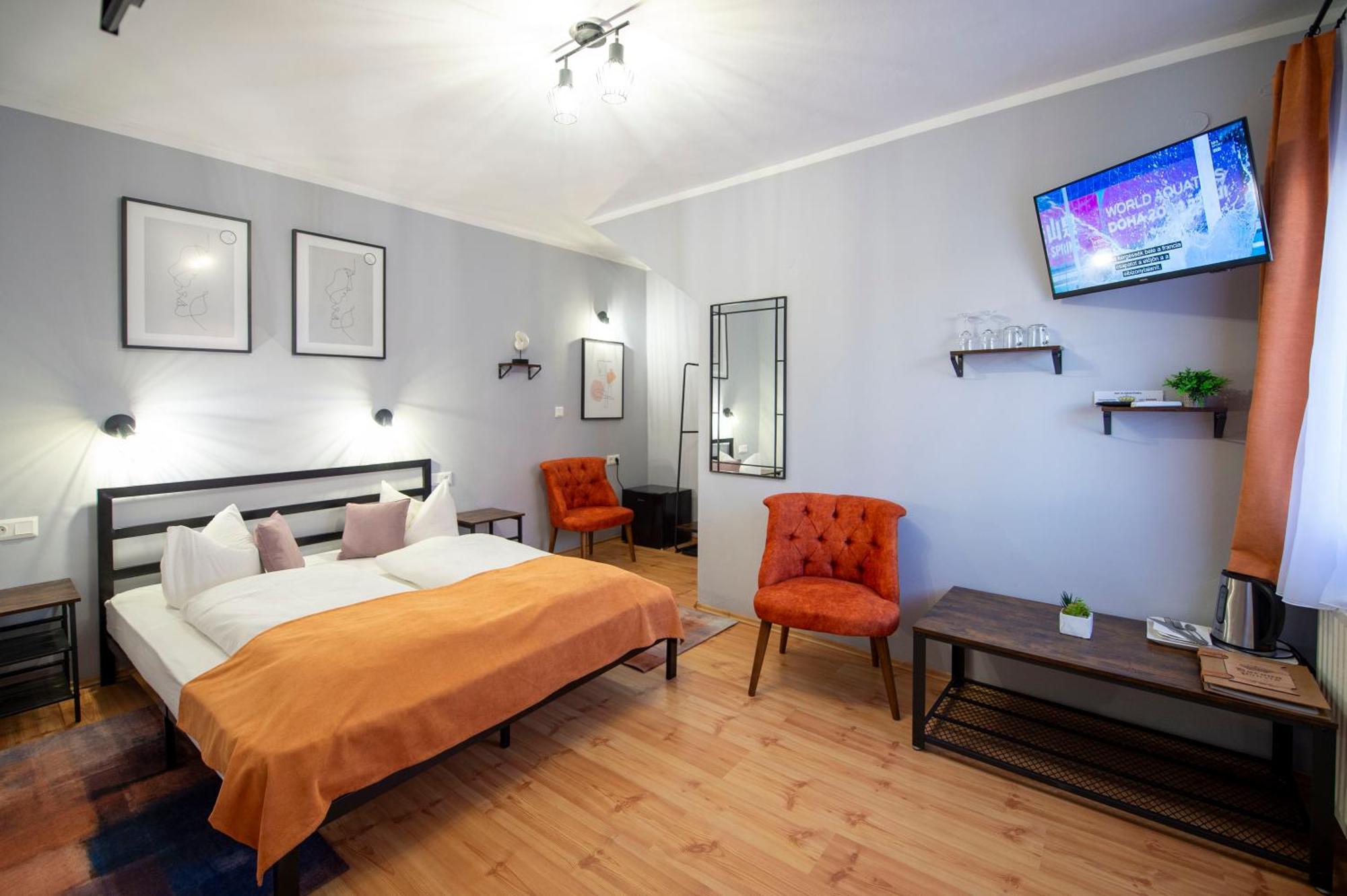 Bed and Breakfast Korona Panzio Одорхею-Секуєск Екстер'єр фото